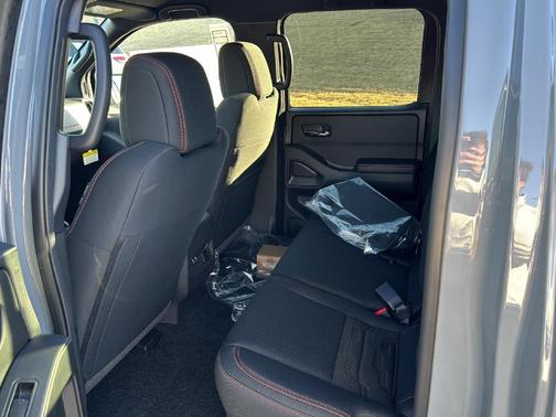 2025 Nissan Frontier PRO-X