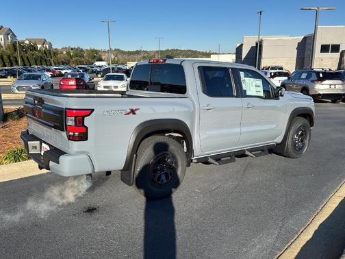 2025 Nissan Frontier PRO-X