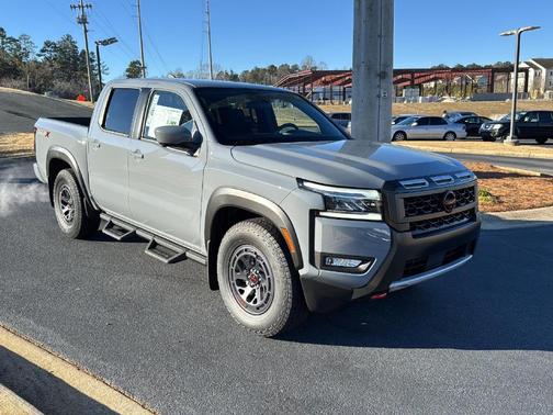 2025 Nissan Frontier PRO-X