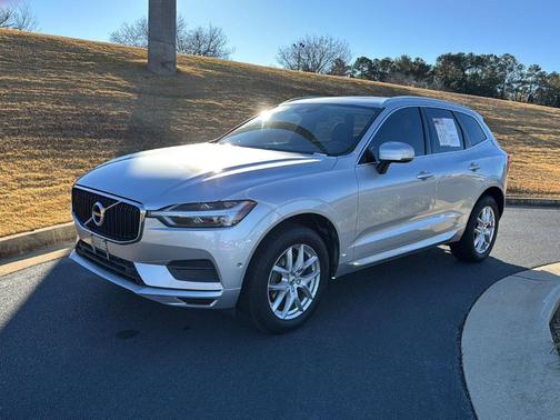 2019 Volvo XC60 T5 Momentum