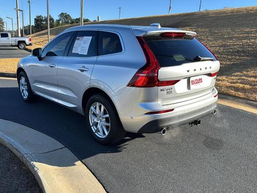 2019 Volvo XC60 T5 Momentum