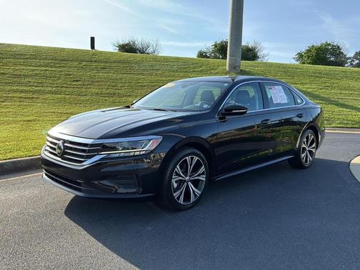 2022 Volkswagen Passat 2.0T SE