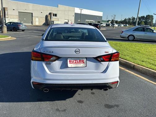 2025 Nissan Altima SR