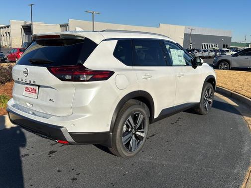 2025 Nissan Rogue SL