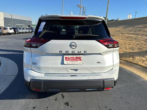 2025 Nissan Rogue SL