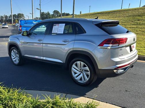 2020 Volkswagen Atlas Cross Sport 3.6L V6 SE w/Technology