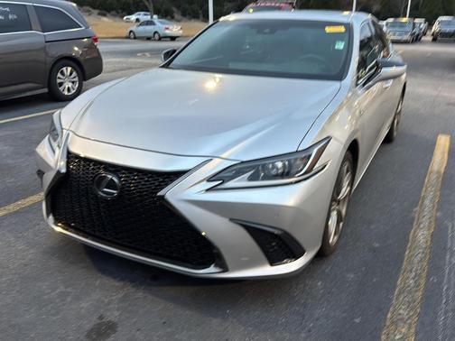 2019 Lexus ES 350 F Sport