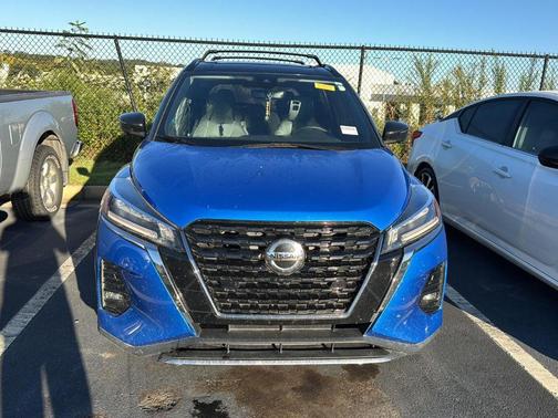 2021 Nissan Kicks SR