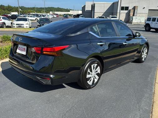 2024 Nissan Altima 2.5 S