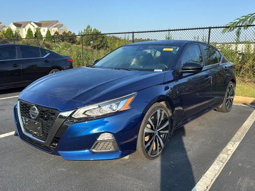 2022 Nissan Altima 2.5 SR