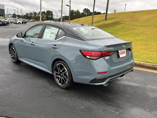 2025 Nissan Sentra SR