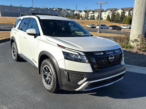 2025 Nissan Pathfinder Rock Creek