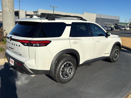 2025 Nissan Pathfinder Rock Creek