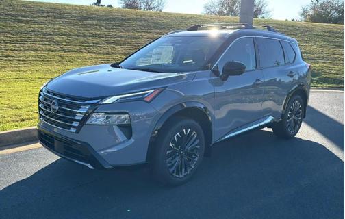 2025 Nissan Rogue Platinum