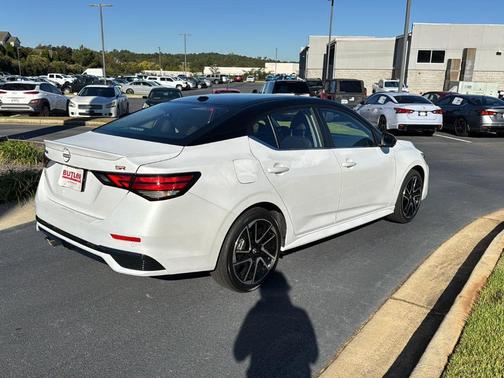 2025 Nissan Sentra SR