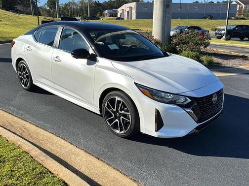 2025 Nissan Sentra SR