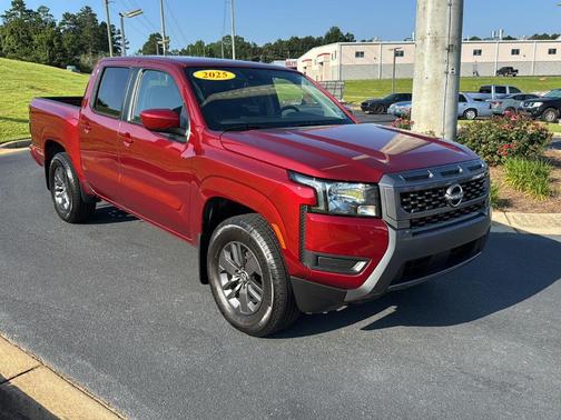 2025 Nissan Frontier SV