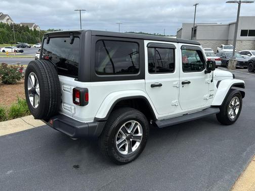 2020 Jeep Wrangler Unlimited Sahara