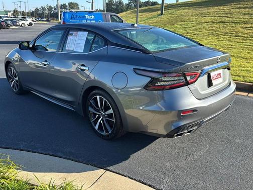2023 Nissan Maxima SV