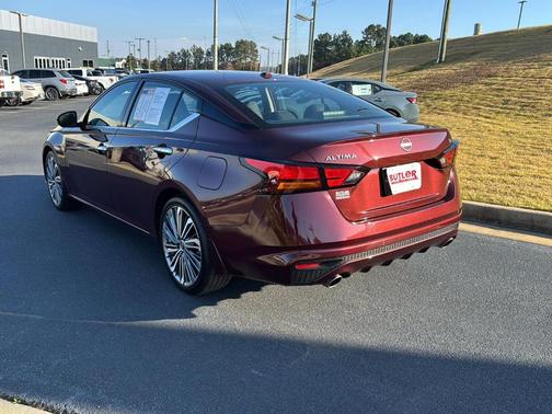 2024 Nissan Altima 2.5 SL