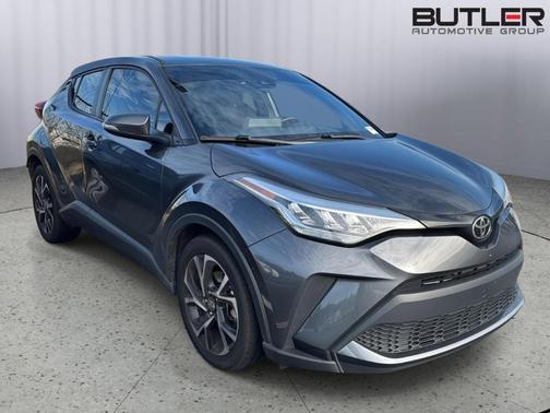 2022 Toyota C-HR XLE