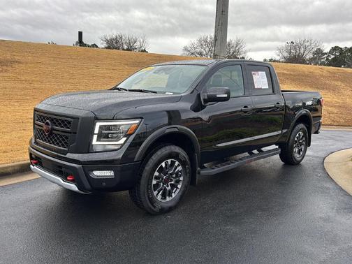 2024 Nissan Titan PRO-4X