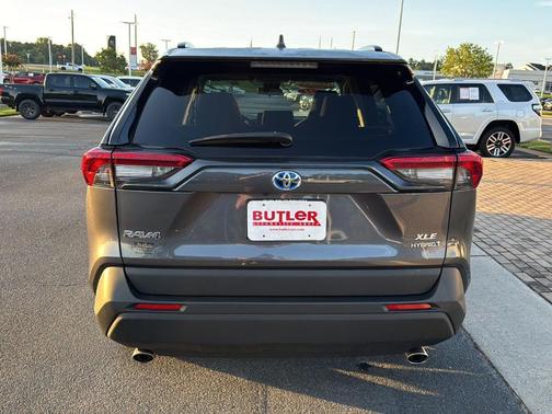 2021 Toyota RAV4 Hybrid XLE