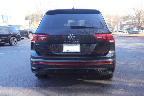 2024 Volkswagen Tiguan 2.0T SE R-Line Black