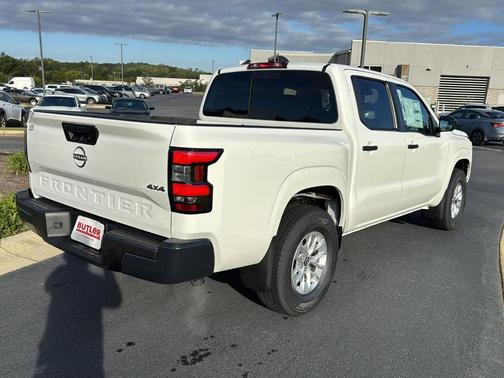 2026 Nissan Frontier S