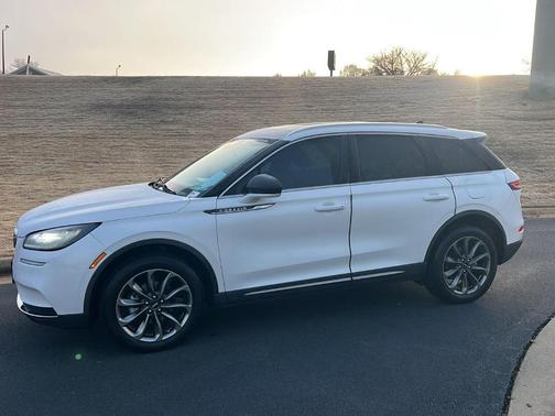 2021 Lincoln Corsair Standard