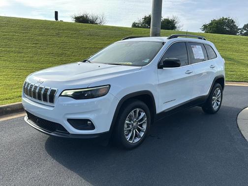 2022 Jeep Cherokee Latitude Lux