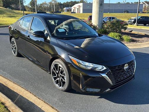 2025 Nissan Sentra SR