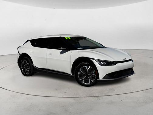 2022 Kia EV6 Light