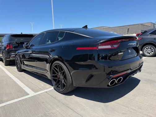 Aurora Black 2023 Kia Stinger GT2