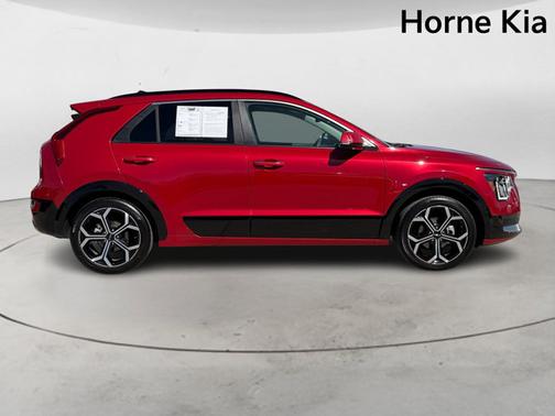 2023 Kia Niro SX Touring