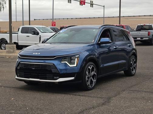 2024 Kia Niro Plug-In Hybrid SX Touring