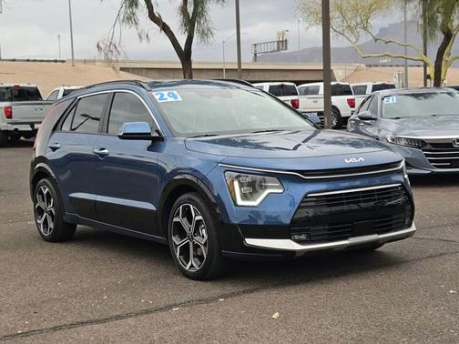 2024 Kia Niro Plug-In Hybrid SX Touring
