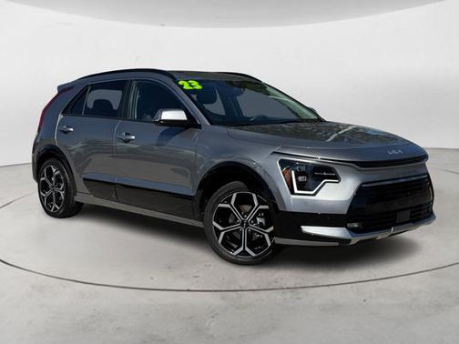 2023 Kia Niro SX Touring