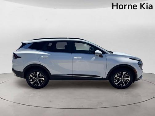 Snow White Pearl 2025 Kia Sportage Hybrid EX