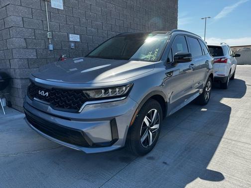 2023 Kia Sorento S
