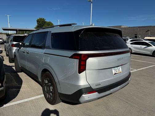 2025 Kia Carnival Hybrid EX