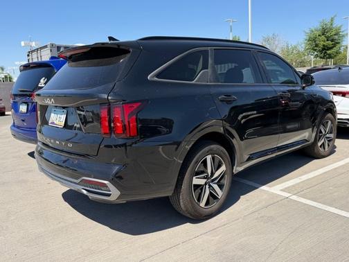 Ebony Black 2022 Kia Sorento S