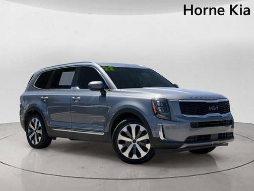 Everlasting Silver 2022 Kia Telluride EX