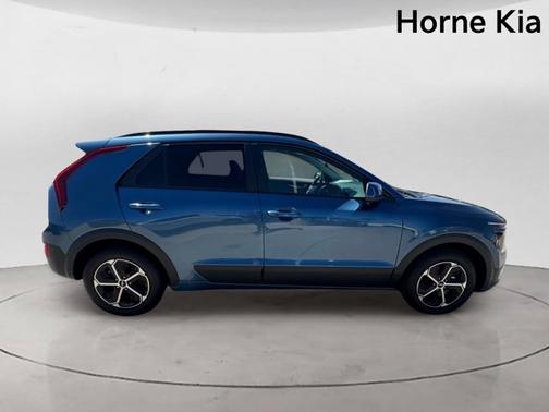 Mineral Blue 2026 Kia Niro EX