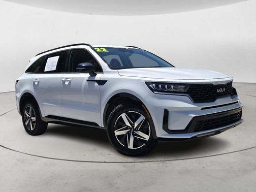 2022 Kia Sorento S