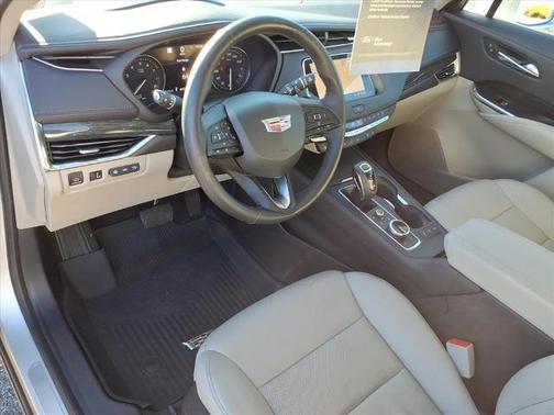 2019 Cadillac XT4 PREMIUM LUXURY