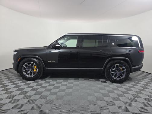 Midnight 2023 Rivian R1S Adventure