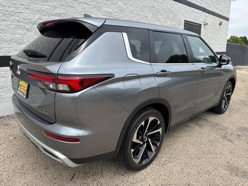2023 Mitsubishi Outlander SE Special Edition 2WD