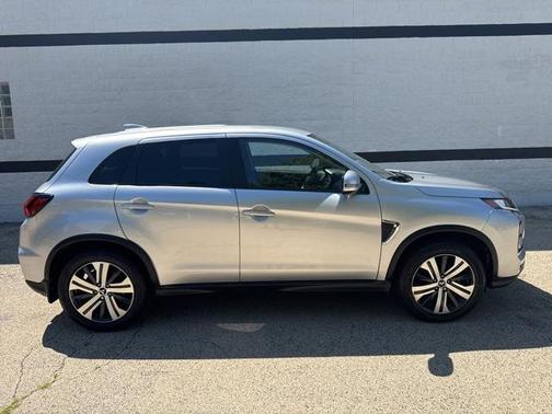 2022 Mitsubishi Outlander Sport SE