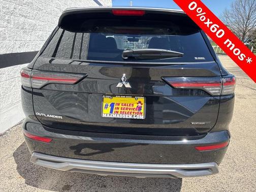 2025 Mitsubishi Outlander PLATINUM EDITION 2.5 S-AWC